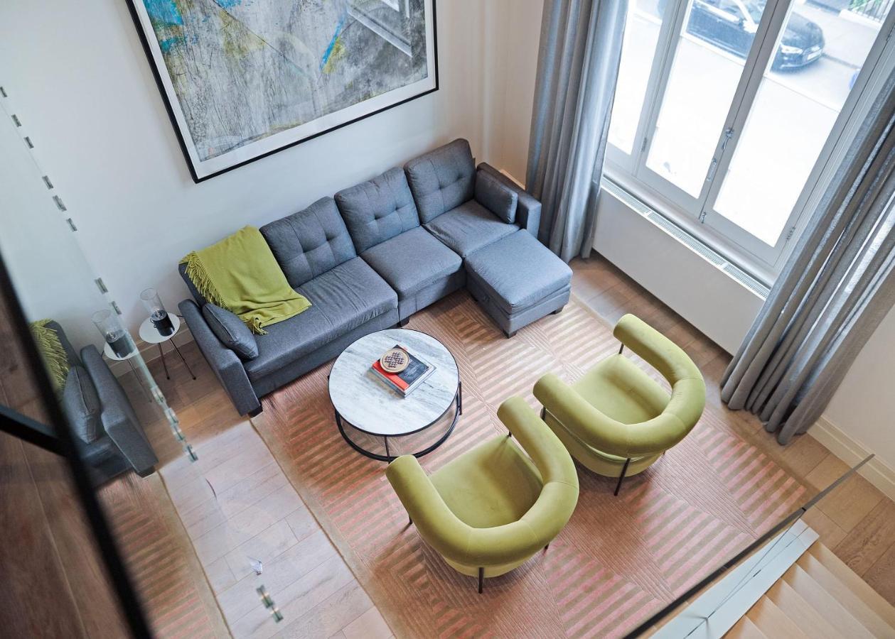 The Artists Hideaway-2 Bed Mezzanine In Paddington London